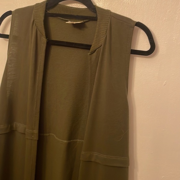 H.I.P. Sleeveless cardigan - Picture 2 of 7